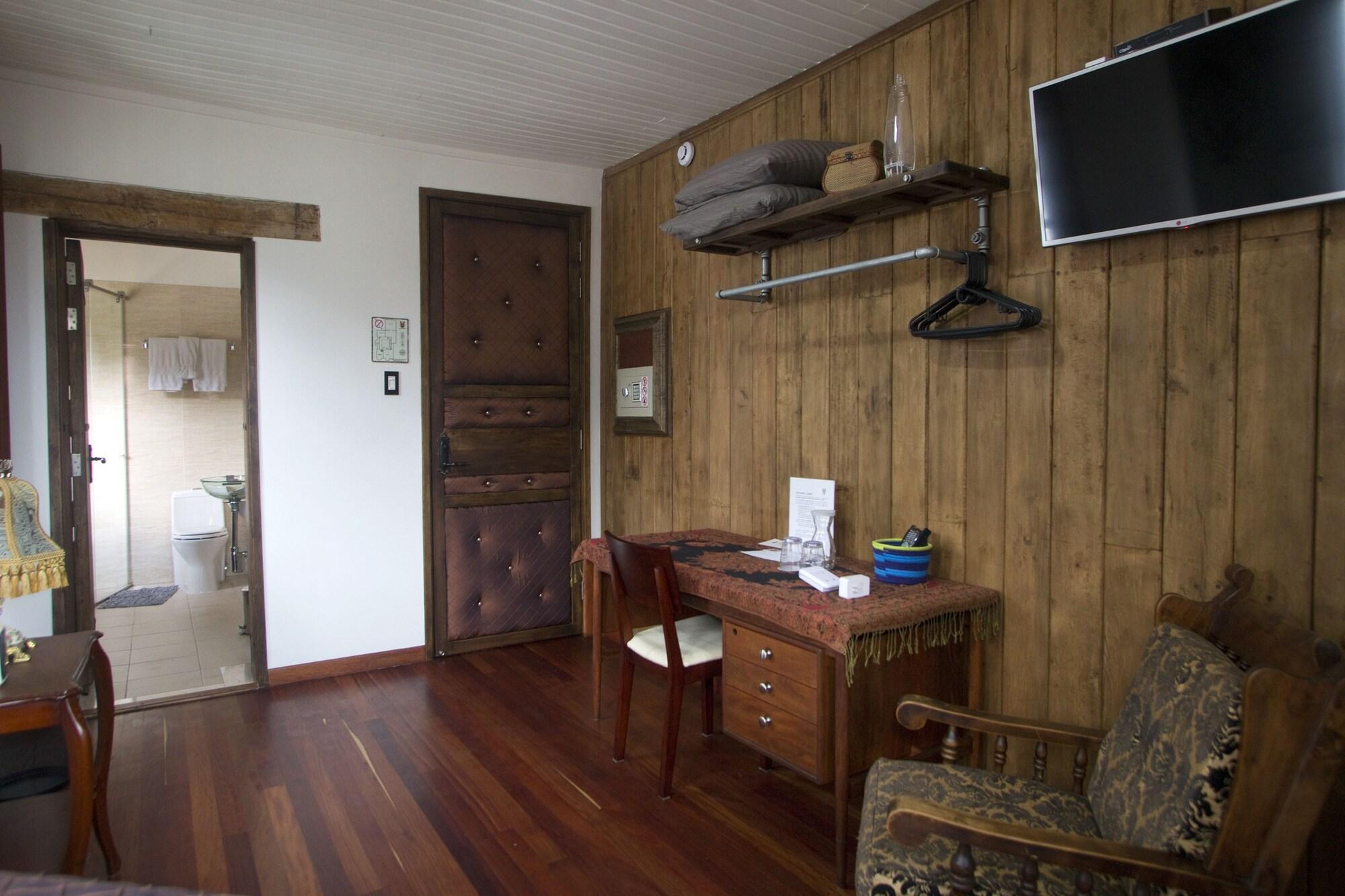 Bogota Bed & Breakfast Inn Экстерьер фото